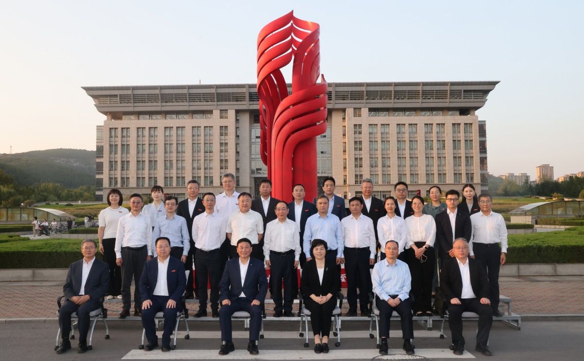 太阳集团tyc33455官网与中国中材国际工程股份有限公司战略合作座谈会召开